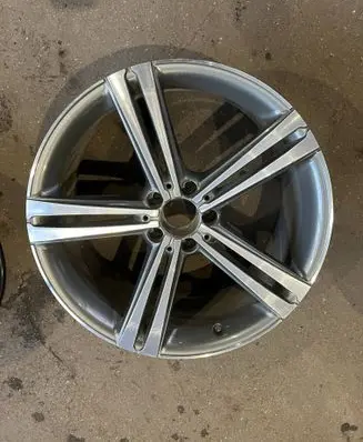 Mercedes-Benz CLS C257 R20 alloy rim A2574010600