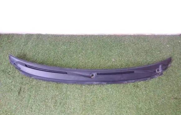 Seat Ibiza II (6k) Wiper trim 6K1853187 VDA260