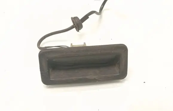 Tailgate opening switch
