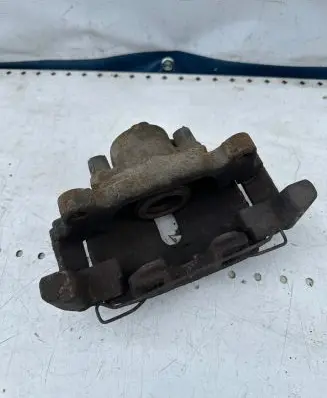 Volkswagen Golf V Front brake caliper