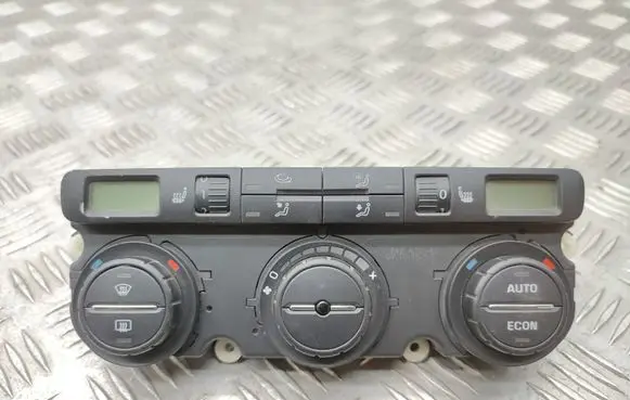 Skoda Octavia Mk2 (1Z) Climate control unit