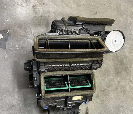Ford Escape III Interior heater climate box assembly GV6118456AA