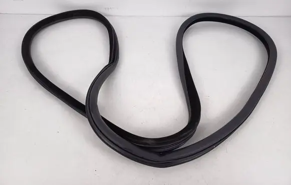 BMW 5 F10 F11 Rear door rubber seal (on body) 7182288
