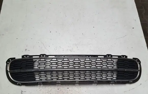 Mini One - Cooper Clubman R55 Front bumper lower grill