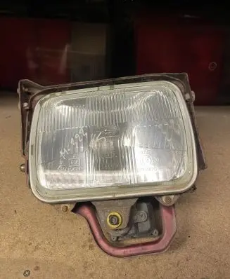 Mazda 323 F Headlight/headlamp 02104R20