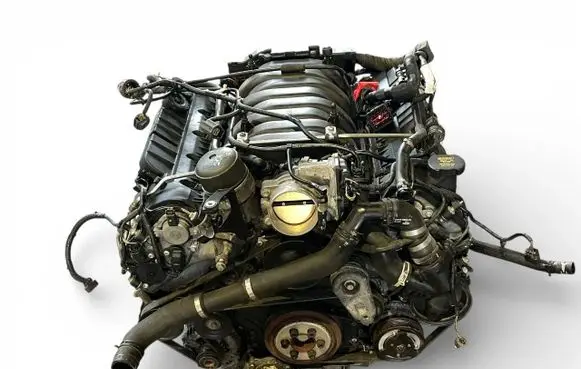 Jaguar XK - XKR Engine 8W936C064AH 508PN