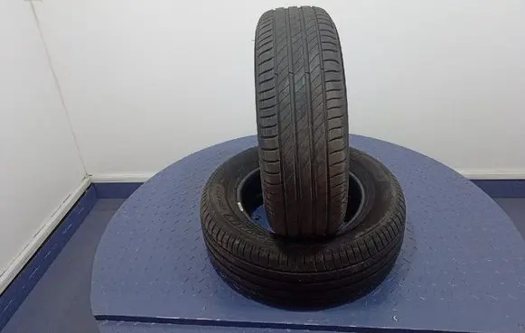 Volkswagen Polo R17 summer tire 3528701839585