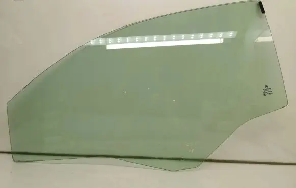 Fiat 500 Front door window glass four-door 43R001583 As2m3232dot682