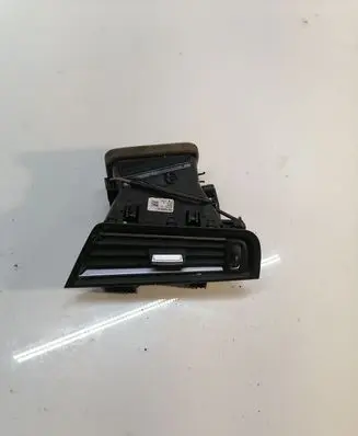 BMW 5 F10 F11 Dashboard side air vent grill/cover trim 9166890