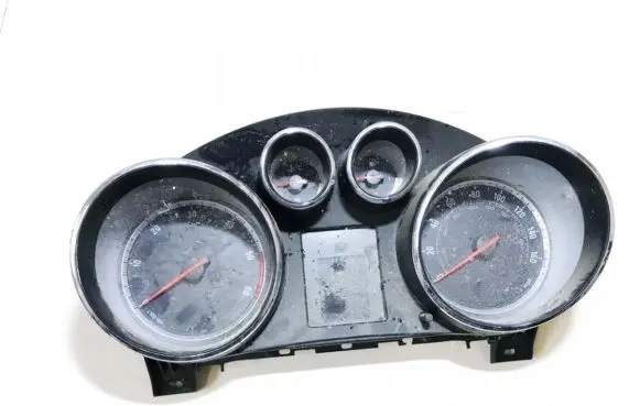 Opel Insignia A Speedometer (instrument cluster) 13327311 365903926