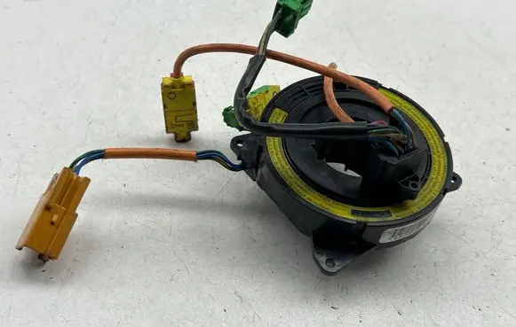Volvo V70 Airbag slip ring squib (SRS ring) 4HJ0752A