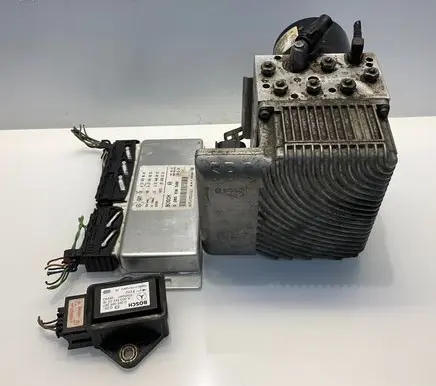 Mercedes-Benz E W211 ABS Pump A0054318012 0265250097 0054318012