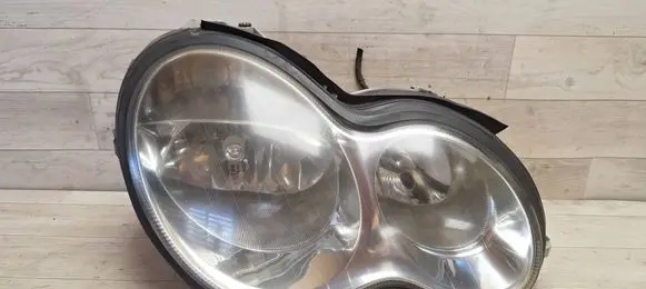 Mercedes-Benz C W203 Headlight/headlamp 084401148RH3 084401148R