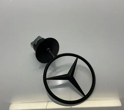 Mercedes-Benz E W212 Manufacturer badge logo/emblem A2218800086 2218800086