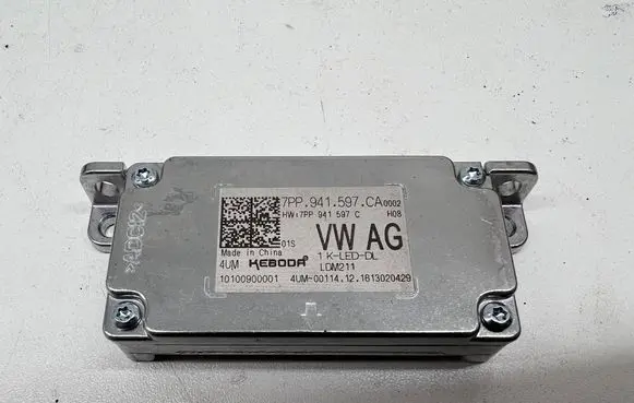 Skoda Octavia Mk3 (5E) Headlight ballast module Xenon 7PP941597C 10100900001 7PP941597CA