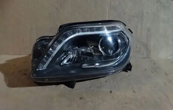 Mercedes-Benz ML W166 Headlight/headlamp A1668207961