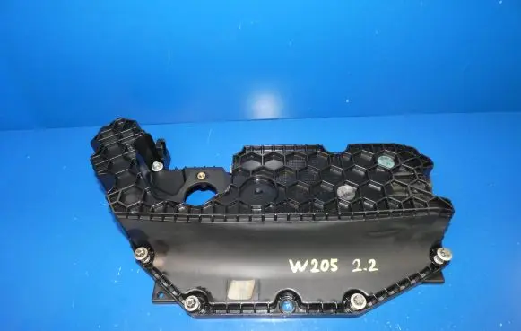 Mercedes-Benz C W205 Oil sump 65010071 209101