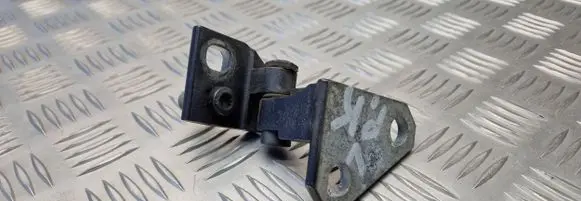Volkswagen Jetta V Front door upper hinge 1K0831401J