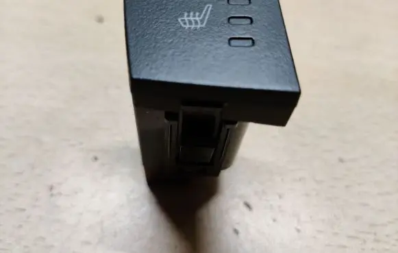 Opel Antara Seat heating switch 20785534