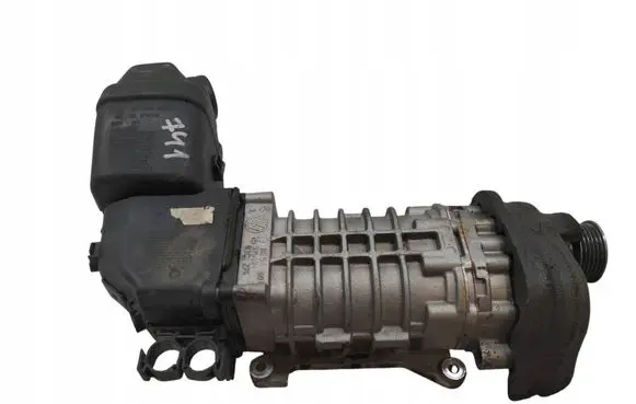 Volkswagen PASSAT B7 Supercharger 03C145851G