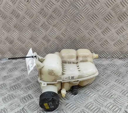 BMW 2 F44 Coolant expansion tank/reservoir 7617362 8687508