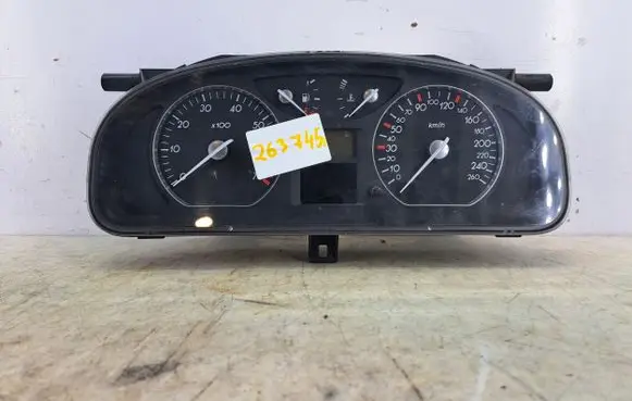 Renault Laguna II Speedometer (instrument cluster)