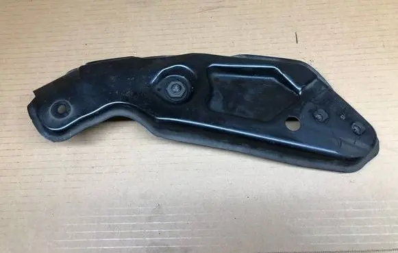 Seat Leon (5F) Headlight/headlamp mounting bracket 5F0806930
