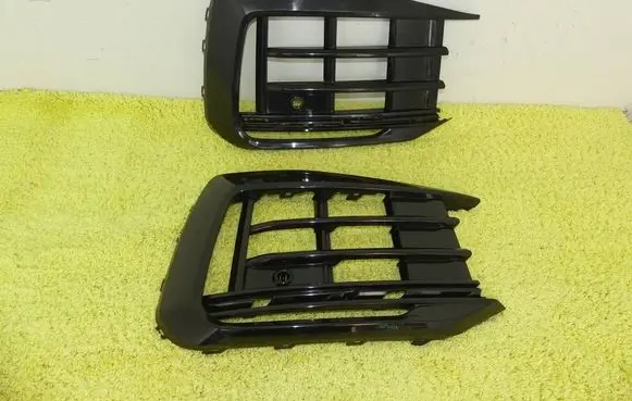 Volkswagen Touareg III Front bumper lower grill 760853666J