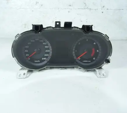 Mitsubishi Outlander Speedometer (instrument cluster) 8100A115
