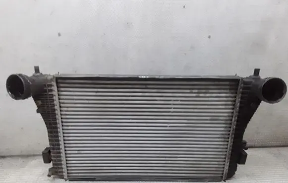 Volkswagen PASSAT B6 Intercooler radiator 3C0145805R