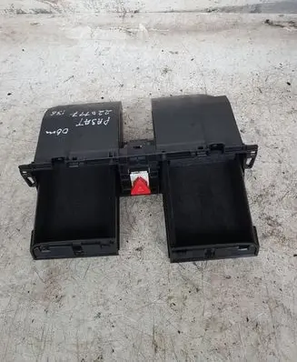 Volkswagen PASSAT B6 Car ashtray 3C0858407