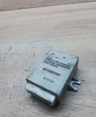 BMW 5 E39 Tailgate/trunk control unit/module 6909664 62KB800