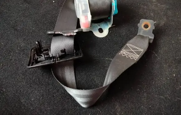 KIA Ceed Middle seatbelt (rear) 898501H000 898501H000EQ 7060510077