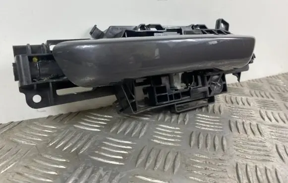 Jeep Grand Cherokee WL Front door exterior handle 68421065AE