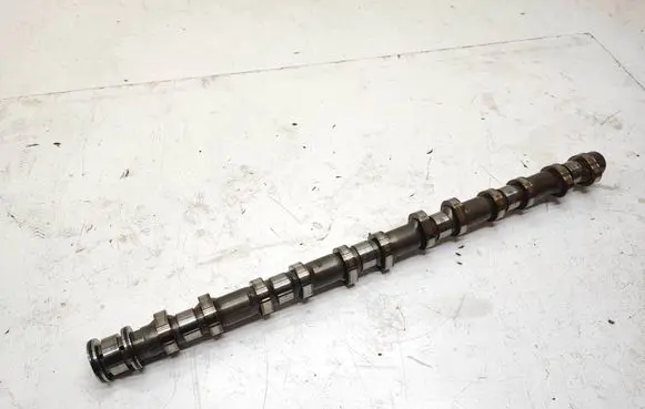 BMW X3 F25 Camshaft 05690676