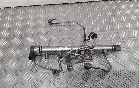 BMW 3 F30 F35 F31 Fuel main line pipe 780912805 0445214183