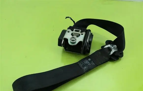 Skoda Yeti (5L) Front seatbelt 618034200