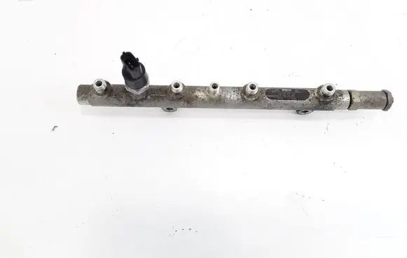 Volvo S40, V40 Fuel main line pipe 7700114017