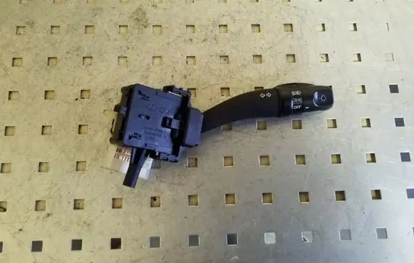 Hyundai Santa Fe Indicator stalk 202005763