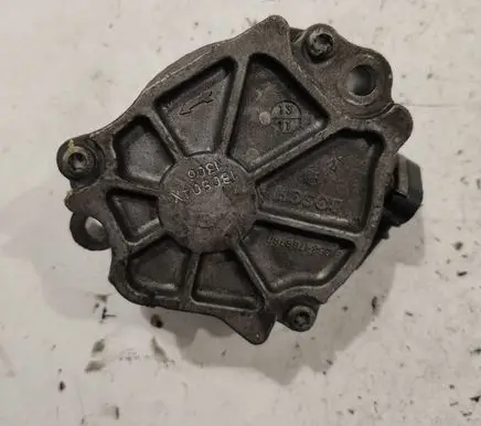 Peugeot 508 Vacuum pump 9684786780