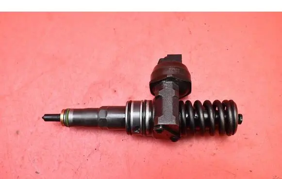 Fuel injector