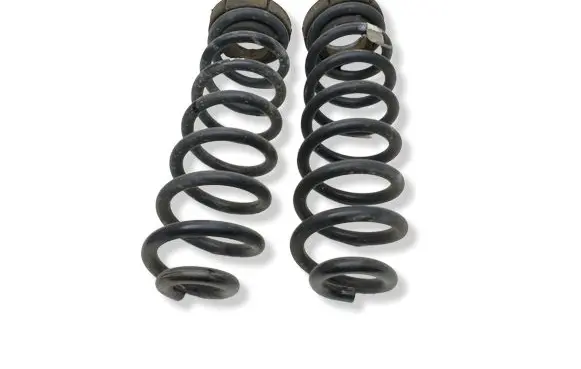 Jeep Grand Cherokee WL Rear coil spring 68568766AB