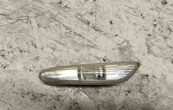 BMW 5 E60 E61 Front fender indicator light 4185R