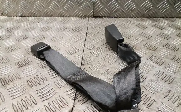 Jeep Patriot Rear seatbelt buckle 1gd221dvaa