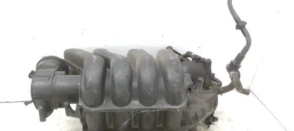 Volkswagen PASSAT B6 Intake manifold 06F133210P