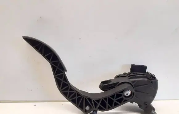 Audi A4 S4 B7 8E 8H Accelerator throttle pedal 8E1723523G 6PV00837506