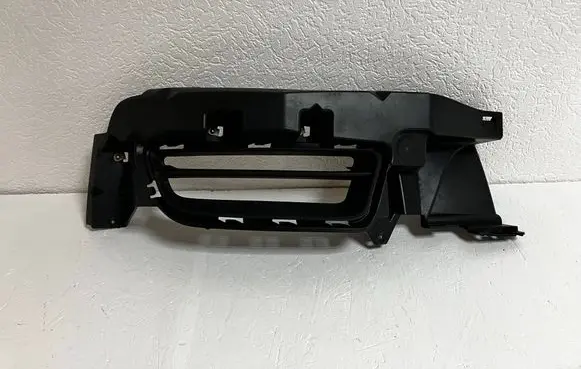 Dodge Charger Front fog light trim/grill 68226343AA