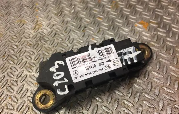 Mercedes-Benz C W203 Airbag deployment crash/impact sensor 0018209126