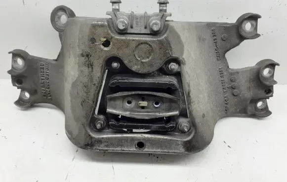 Audi A6 S6 C6 4F Gearbox mounting bracket AF0399268K
