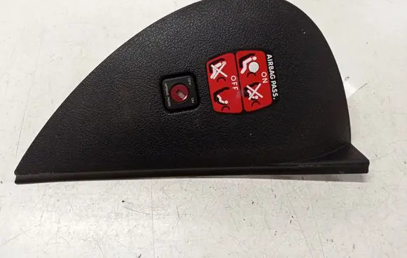 Passenger airbag on/off switch